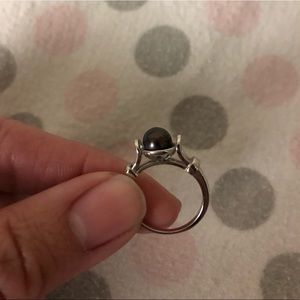 Vantel Pearls Fortune Teller Ring